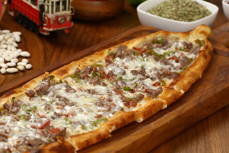 Kuşbaşılı Pide